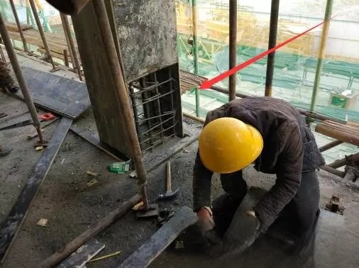 1675001038540633.jpg 085208121.jpg